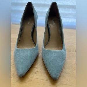 Michael Kors Blue Pumps